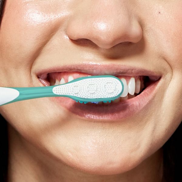 Colgate 360 Deep Clean Manual Toothbrush - Medium - 4ct