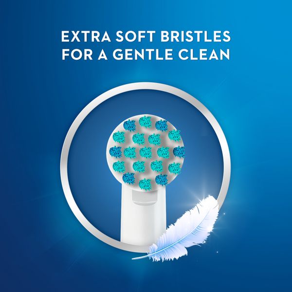 Oral-B Kids Extra Soft Replacement Brush Heads featuring Disney's Frozen - 2ct