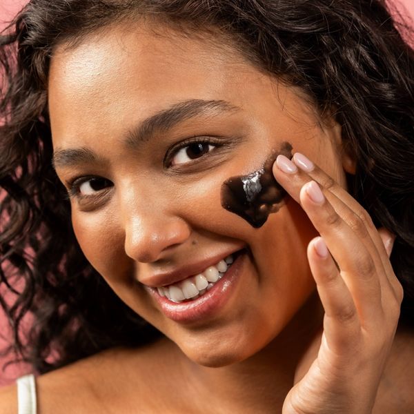 Que Bella Detoxifying Charcoal Peel off Mask - 0.5oz
