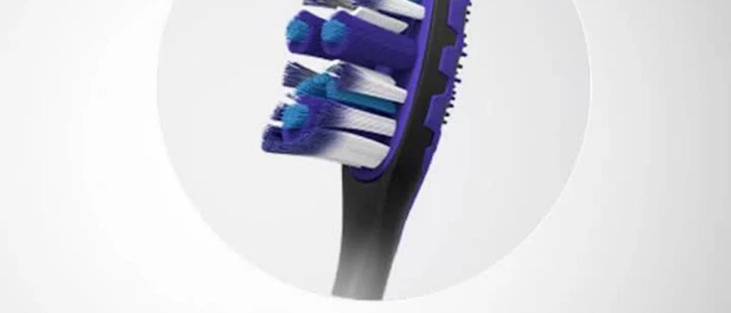 Colgate 360 Advanced Floss-Tip Manual Toothbrush - Soft - 2ct