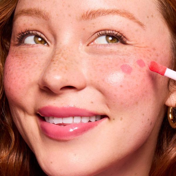 Bubble Skincare x e.l.f Camo Slide Hydrating Blush Serum - Berry Well