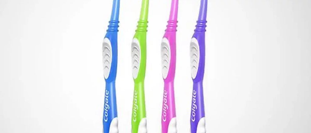 Colgate Extra Clean Manual Toothbrush Medium - 6ct