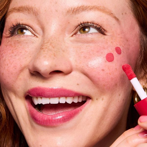 Bubble Skincare x e.l.f Camo Slide Hydrating Blush Serum - Berry Well
